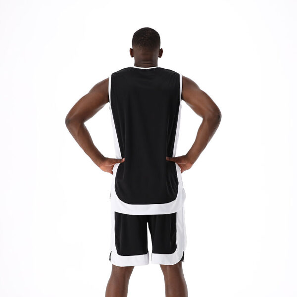 40221107-BKWH_Hustle Tank Top Black-White_onBody 2.jpeg