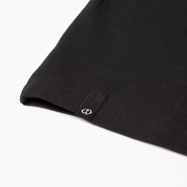 40221726-BKGM_Fast Tee Black-Grey Melange_Detail 2.png