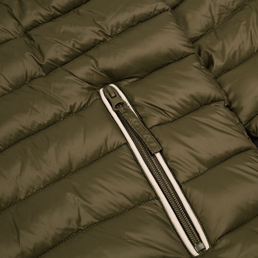 40221936-KH_Padded Jacket-Detail-02.png