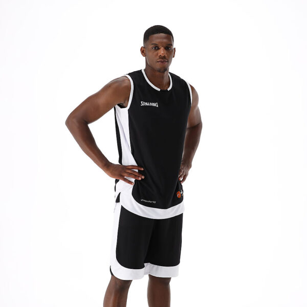 40221107-BKWH_Hustle Tank Top Black-White_onBody 3.jpeg