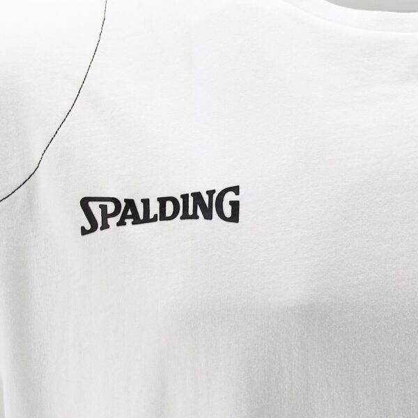 40221629-WH_Essential Tee White_Detail.png