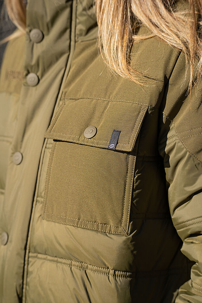 40221938-KH_Parka Khaki_Lifestyle 4.jpeg