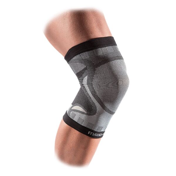 5140R-BK_Freelastics Knee Sleeve 4-way seamless elastic Black_Main.png