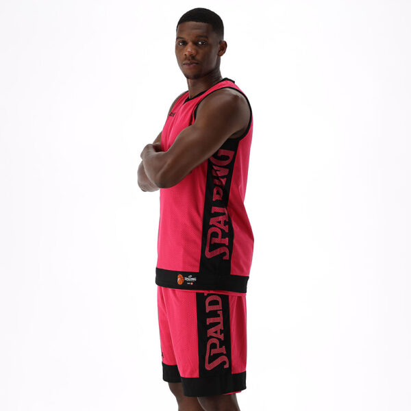 40221207_FUBK_Reversible Tank Top Fuchsia-Black_onBody.jpeg