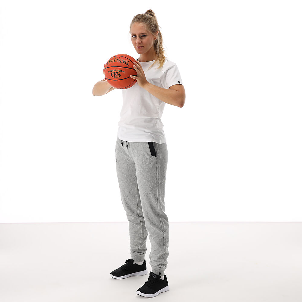 40221630-WH_Essential Tee wmn White_onBody 12.jpeg