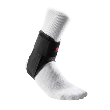 4311R-BK_Stealth Cleat 2+ Ankle Brace Black_Side right.png