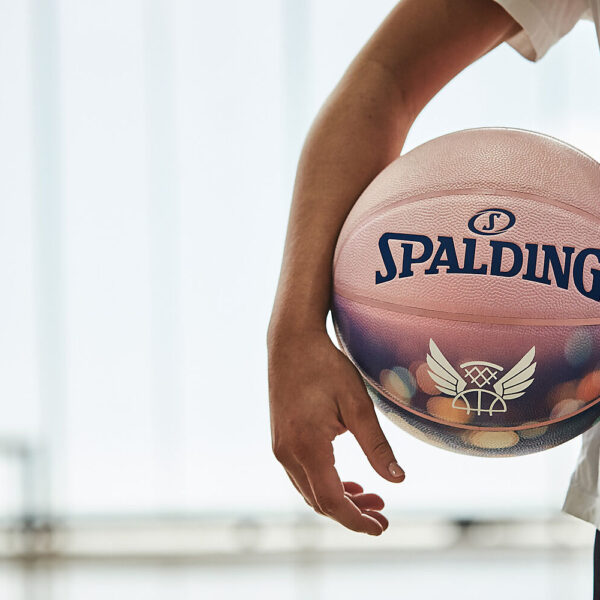 84572Z_Flight Nightfall_Lifestyle 2.jpeg