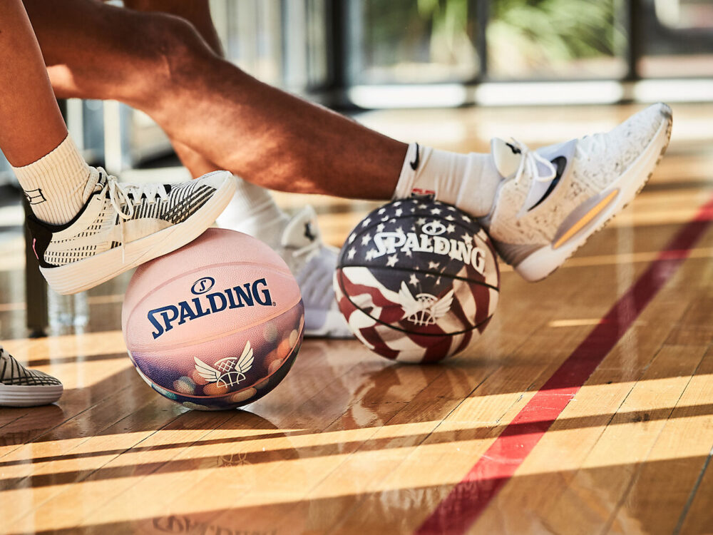 84572Z_Flight Nightfall_Lifestyle 4.jpeg