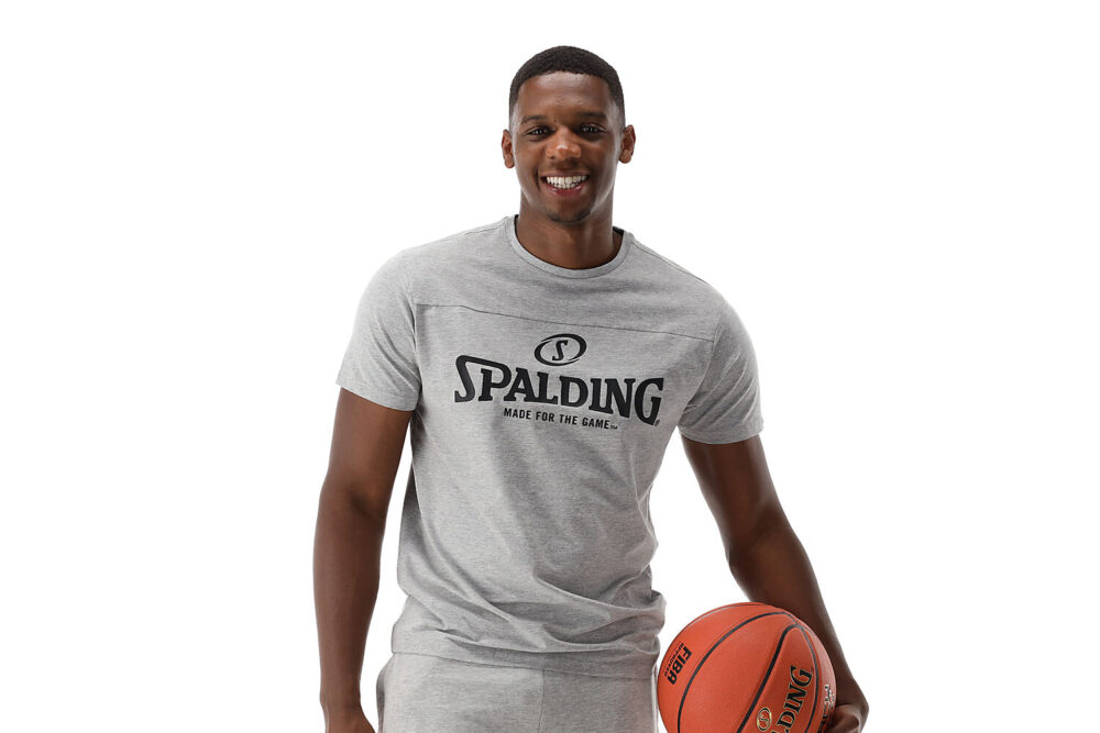 40221626-GM_Essential Logo Tee Grey Melange_onBody 10.jpeg