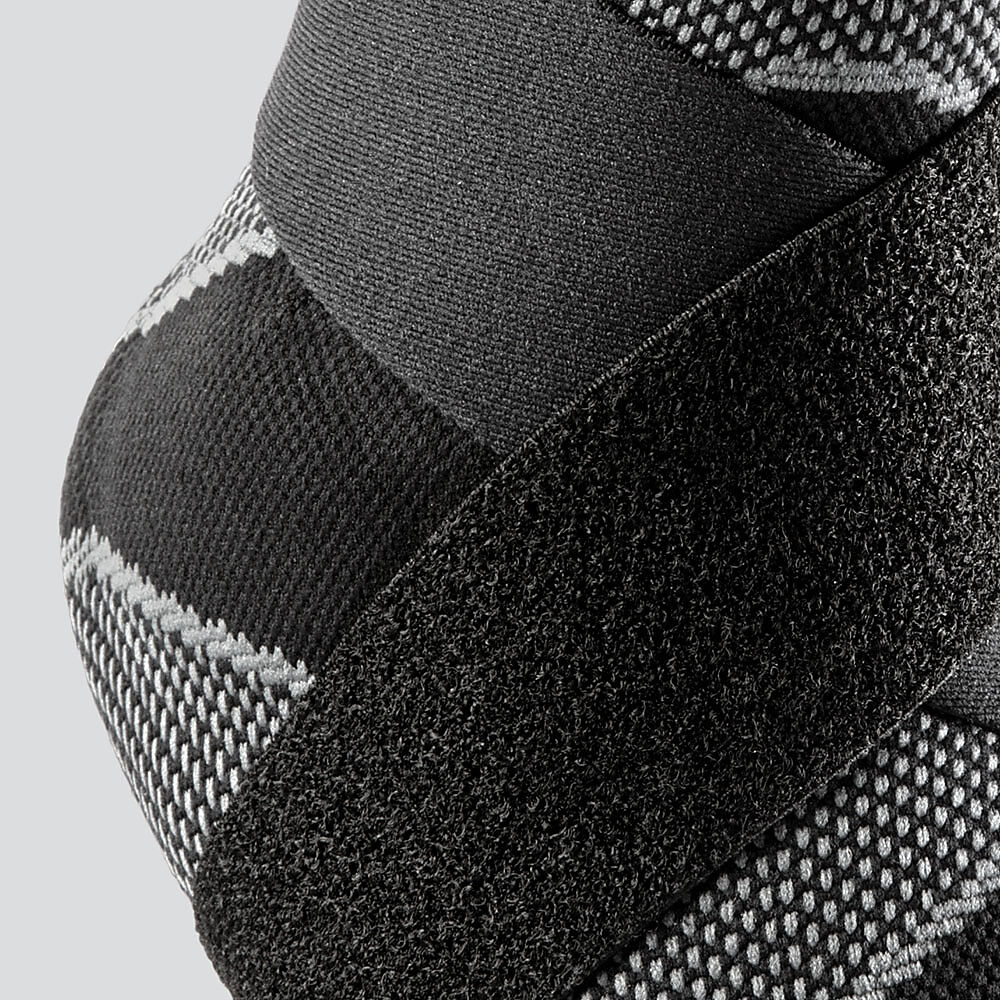 5122R-BK_Ankle Sleeve 4-Way Elastic With Figure-8 Straps Black_Detail 3.jpg