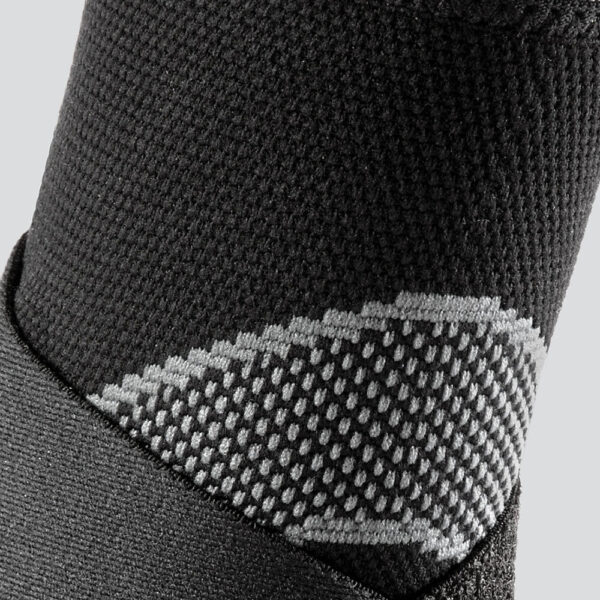 5122R-BK_Ankle Sleeve 4-Way Elastic With Figure-8 Straps Black_Detail 2.jpg