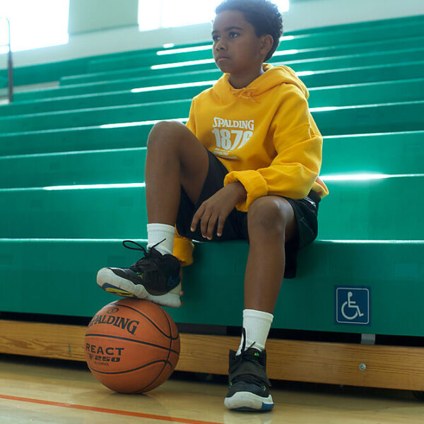 76801Z_React TF-250_Lifestyle.jpg