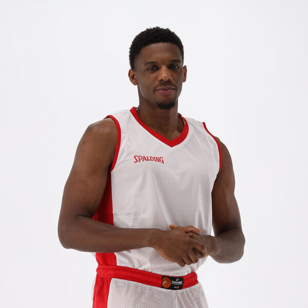 40221207_RDWH_Reversible Tank Top Red-White_onBody 5.jpg