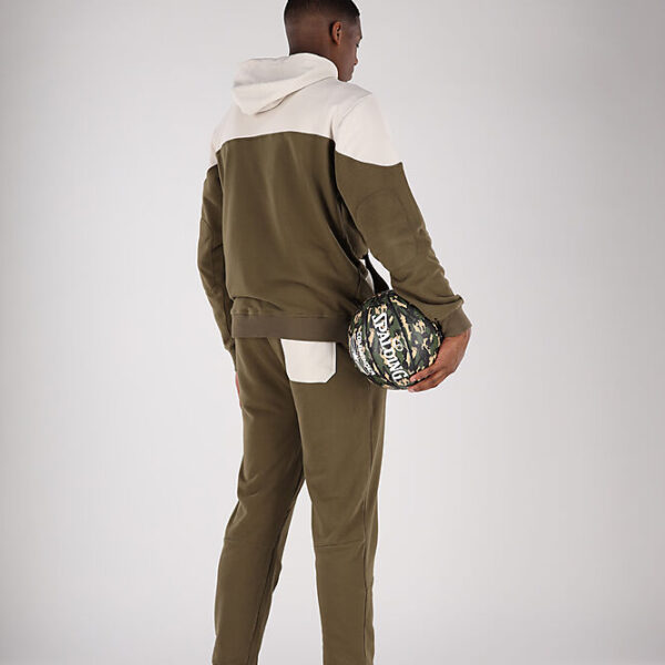 40221811-KHSG_FunkHoodyZipperJacket Khaki-Silver Grey_onBody 7.jpeg