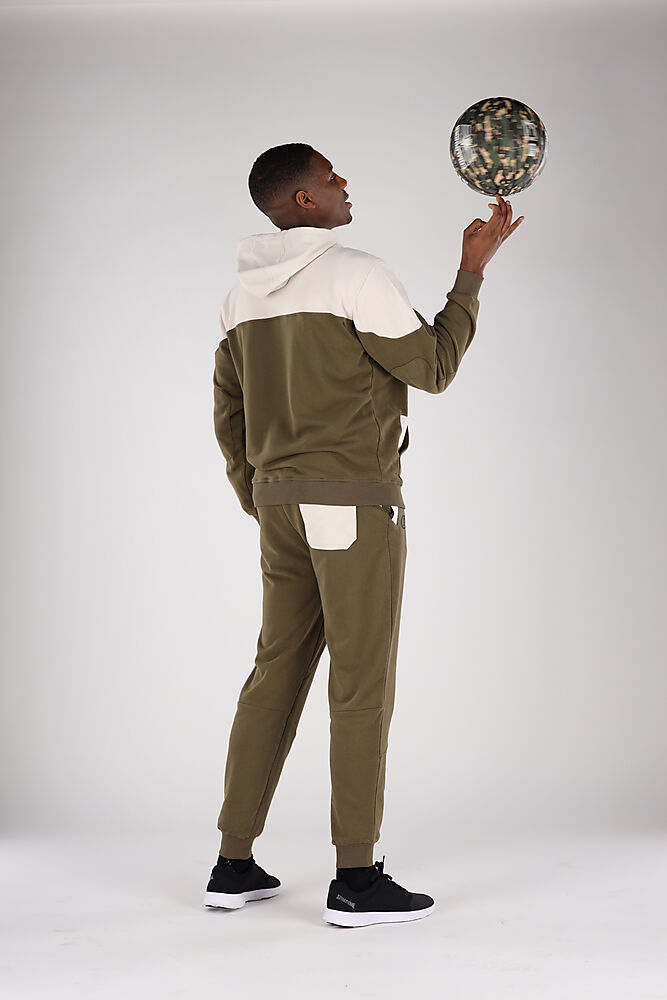 40221811-KHSG_FunkHoodyZipperJacket Khaki-Silver Grey_onBody 8.jpeg