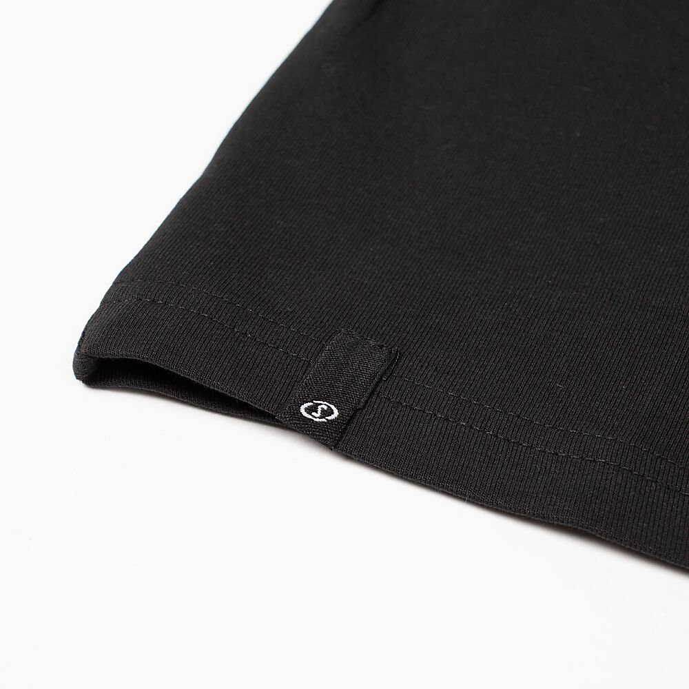 40221727-BKGM_Fast Tee wmn Black-Grey Melange_Detail 2.png