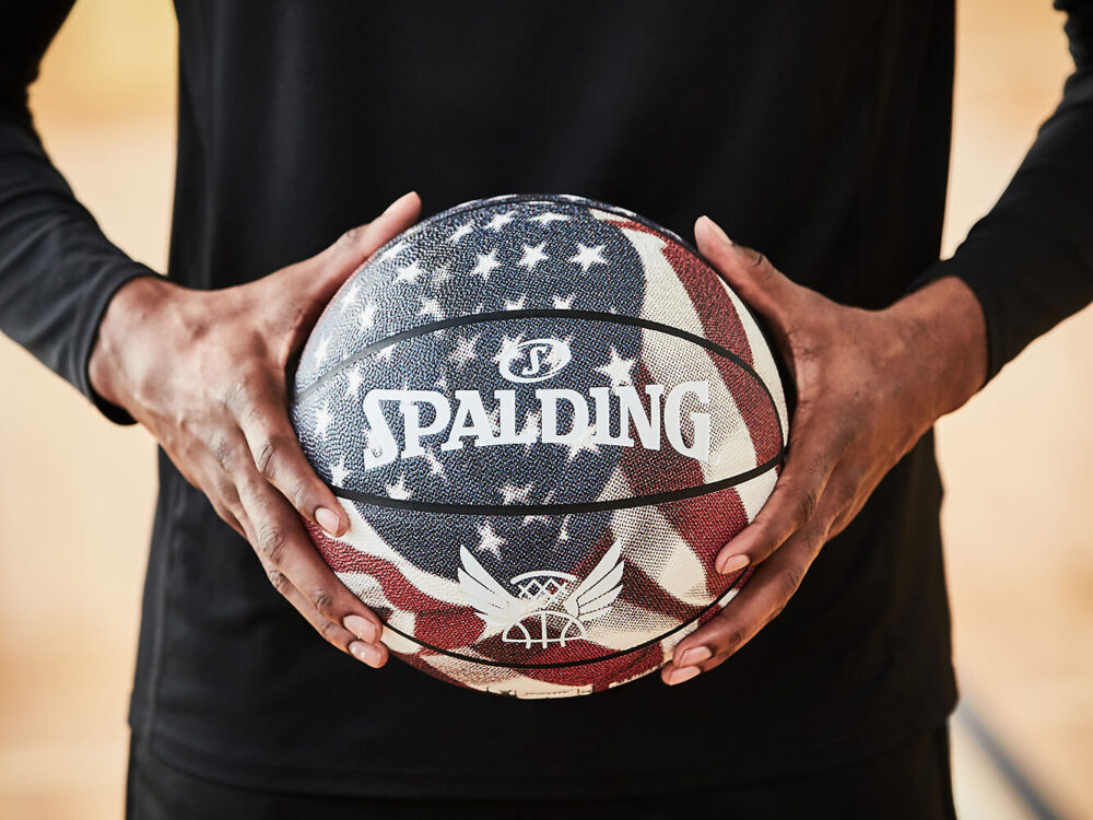 76909Z_Trend Stars Stripes_Lifestyle.jpeg