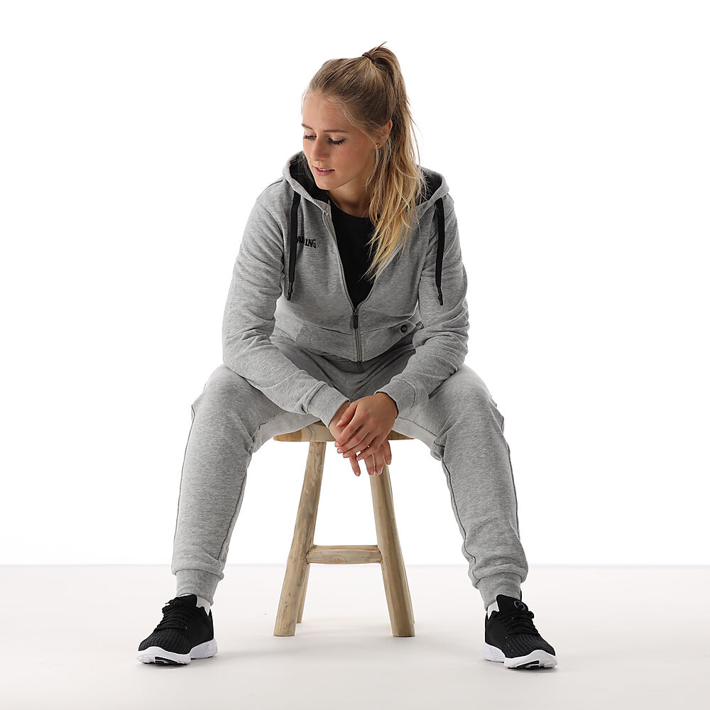 40221512-GM_Flow Hoody Zipper Jacket wmn Grey Melange_onBody 9.jpeg