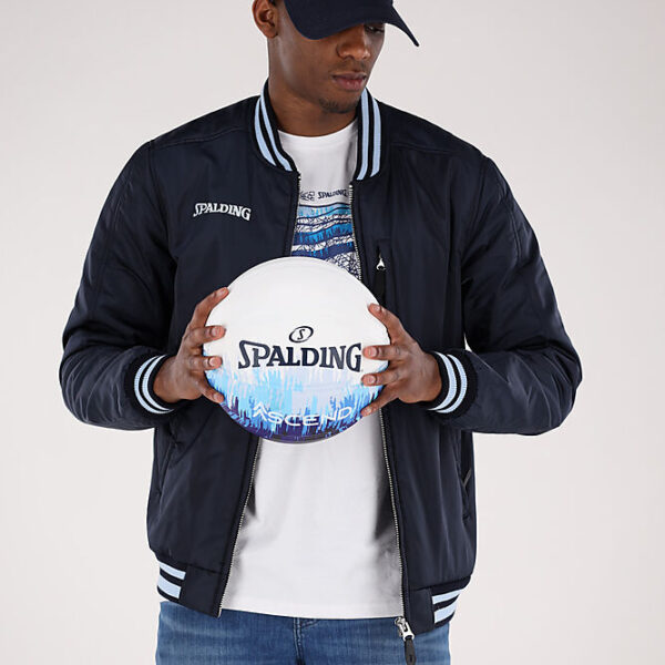 77354Z_Ascend Blues_Lifestyle.jpeg