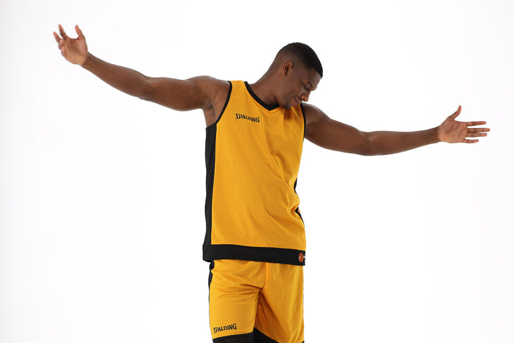 40221207_MSBK_Reversible Tank Top Mango Sorbet-Black_onBody 8.jpeg