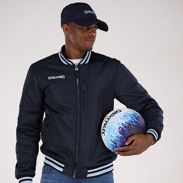 77354Z_Ascend Blues_Lifestyle 2.jpeg