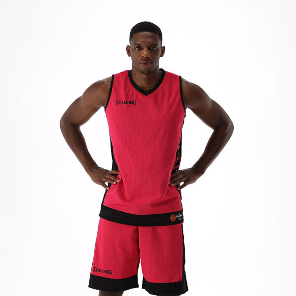 40221207_FUBK_Reversible Tank Top Fuchsia-Black_onBody 2.jpeg