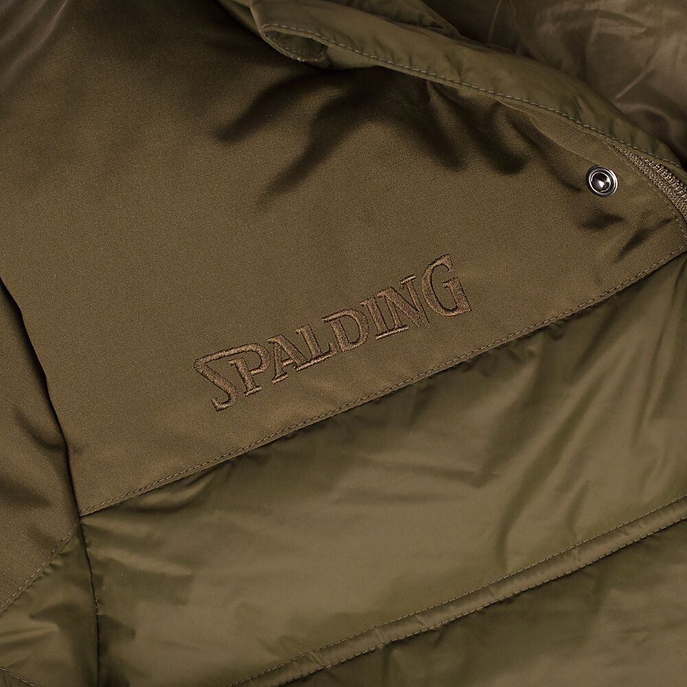 40221938-KH_Parka-Detail-03.png