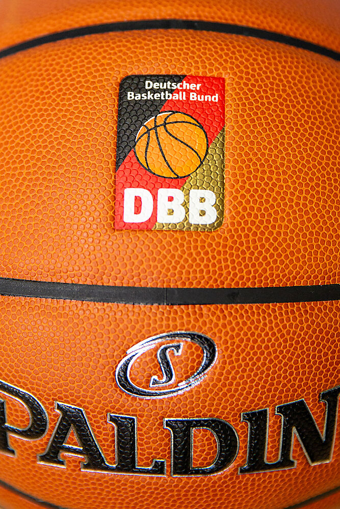 77214Z_Precision TF-1000 DBB_Lifestyle 6.jpg