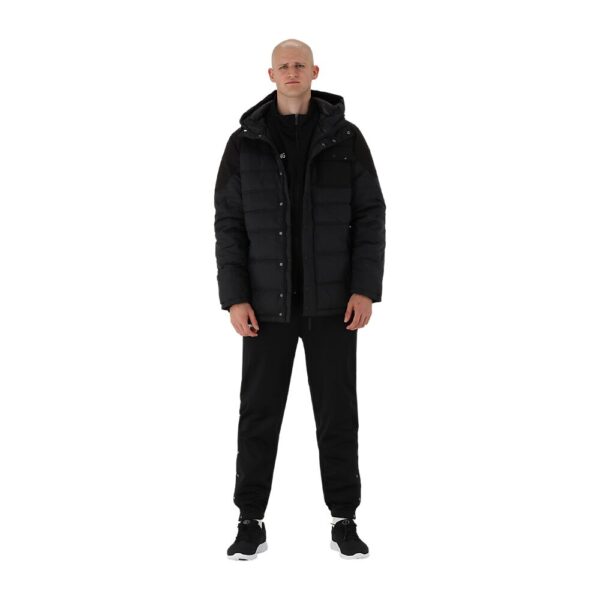 40221938-BK_Parka Black_onBody.png