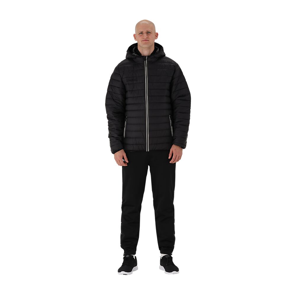 40221936-BK_Padded Jacket Black_Detail_onBody.png