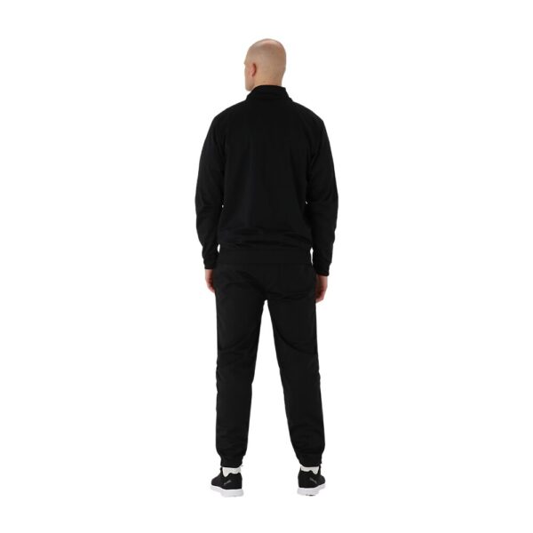 40231525-BK_Flow Warm up Zipper Jacket Black_onBody 2.png