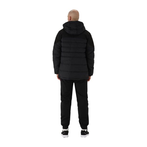 40221938-BK_Parka Black_onBody 2.png