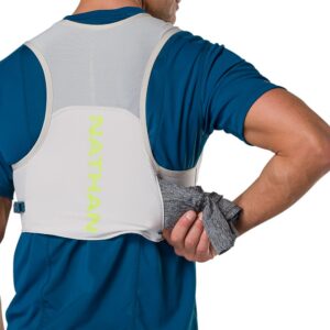 30570N-60011_Pinnacle FeatherLite Vest Vapor Grey_onBody 4.png