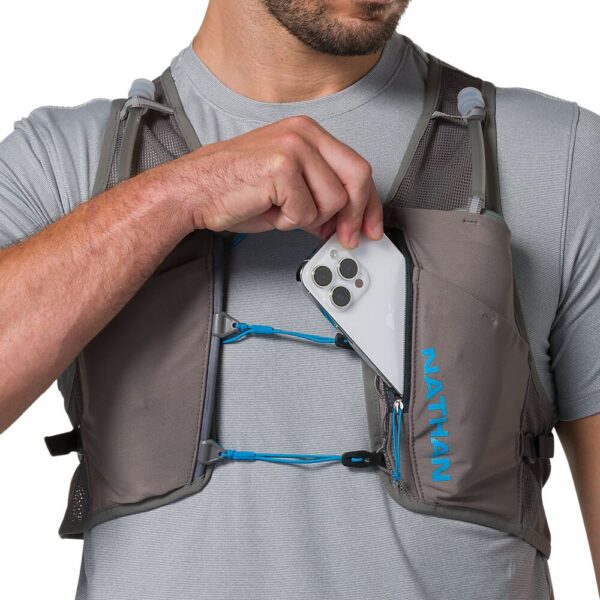 30730N-80222_Pinnacle Breeze 4L Charcoal-Electric Blue_onBody 3.png