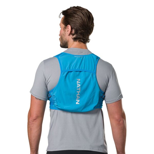 30730N-60466_Pinnacle Breeze 4L Electric Blue-Reflective Silver_onBody 2.png
