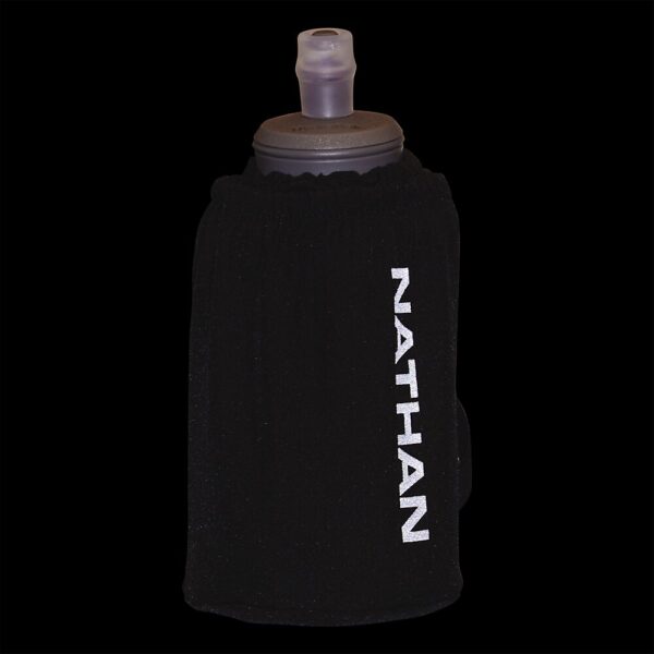 70700N-00010_Pinnacle 18oz Soft Flask Black-Reflective Silver_Detail.png