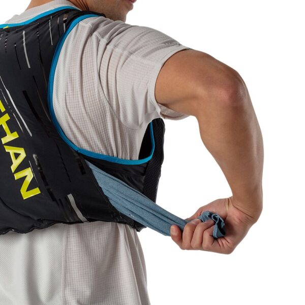 40260N-00022_Pinnacle 4 Black-FinishLime_onBody 7.png