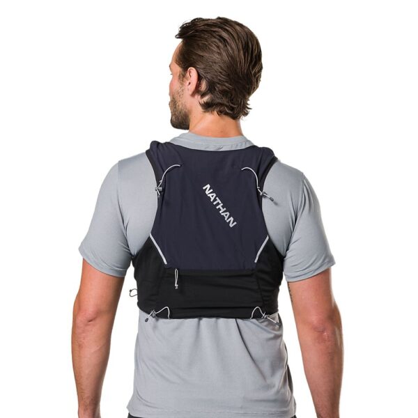 30690N-00010_Pinnacle Pro 6L Black-Reflective Silver_onBody 1.png