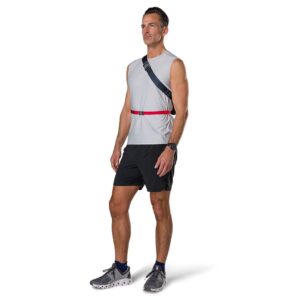 30470N-00186_Run Sling 2L Black-Ribbon Red_onBody 2.png