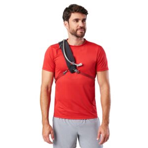 30430N-00186_Run Sling 8L Black-Ribbon Red_onBody 2.png