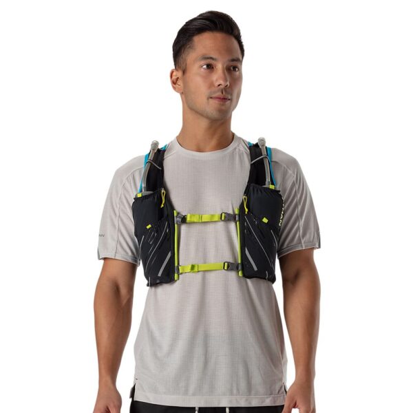 40260N-00022_Pinnacle 4 Black-FinishLime_onBody 1.png