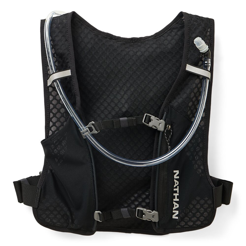 31150N-00010_QuickStart 15L Black-Reflective Silver_Front.png