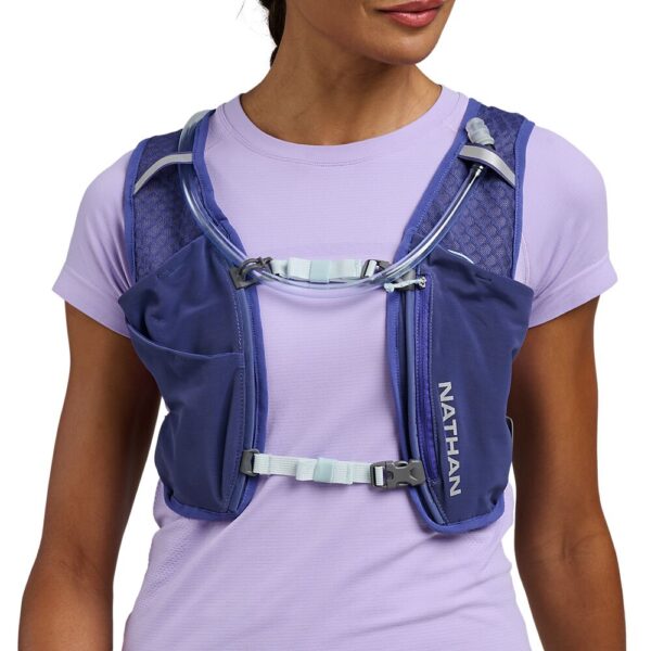 31150N-70148_QuickStart 15L Indigo-Reflective Silver_onBody 1.png