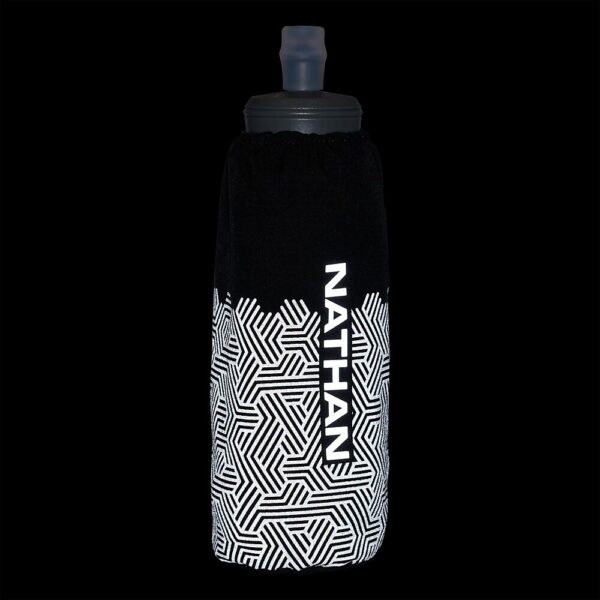 71040N-00320_Hypernight Pinnacle 14 oz Soft Flask Black-Hex Print_Detail.png