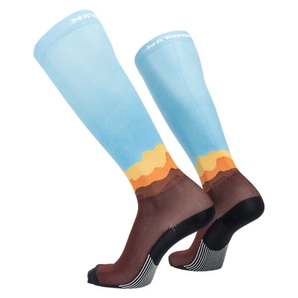 10680N-30073_Adventure Speed Compression OTC Socks Desert Sunset_Back.png