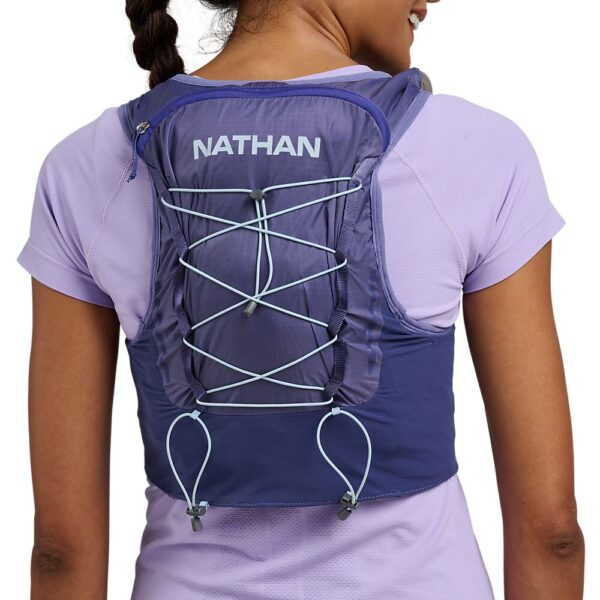 31130N-70146_Vapor Airess 4.0 8L Indigo-Light Blue_onBody 2.png
