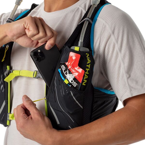 40260N-00022_Pinnacle 4 Black-FinishLime_onBody 6.png