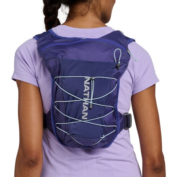 31150N-70148_QuickStart 15L Indigo-Reflective Silver_onBody 2.png