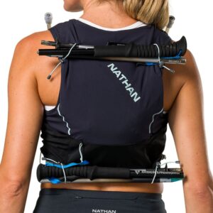 30710N-00268_Wm's Pinnacle Pro 6L Black-Surf Spray_onBody 6.png