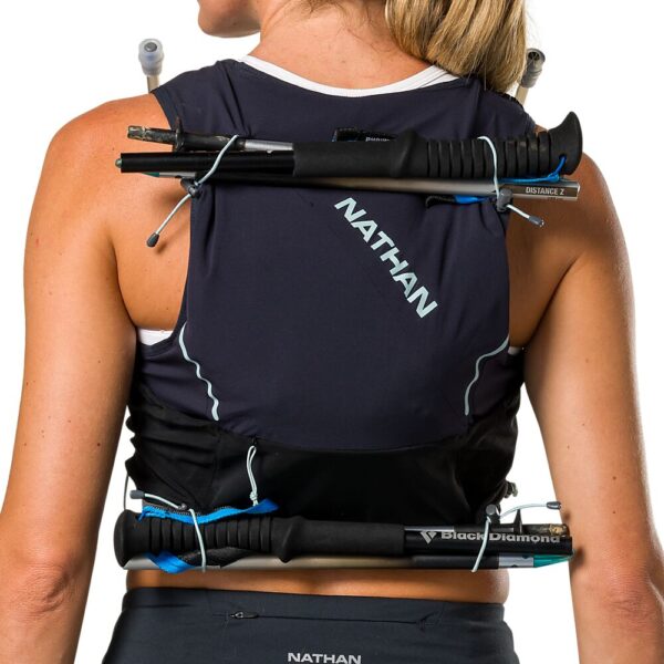30710N-00268_Wm's Pinnacle Pro 6L Black-Surf Spray_onBody 6.png